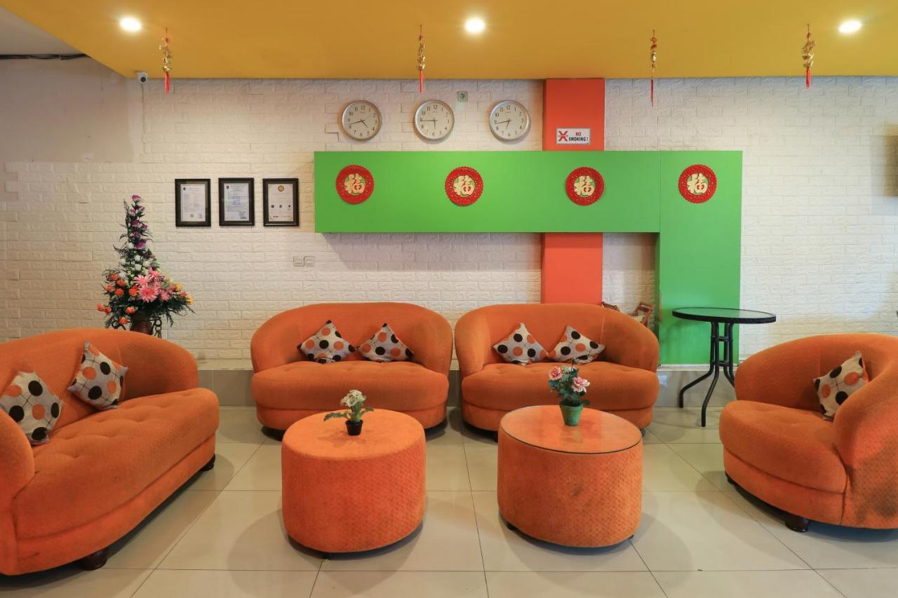 Tab Hotel Surabaya Luaran gambar
