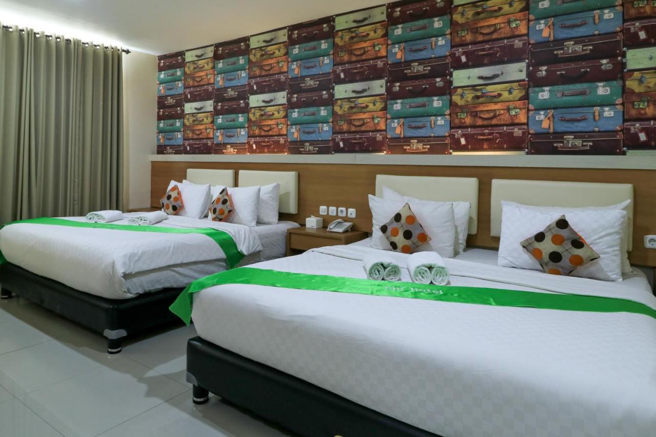 Tab Hotel Surabaya Luaran gambar