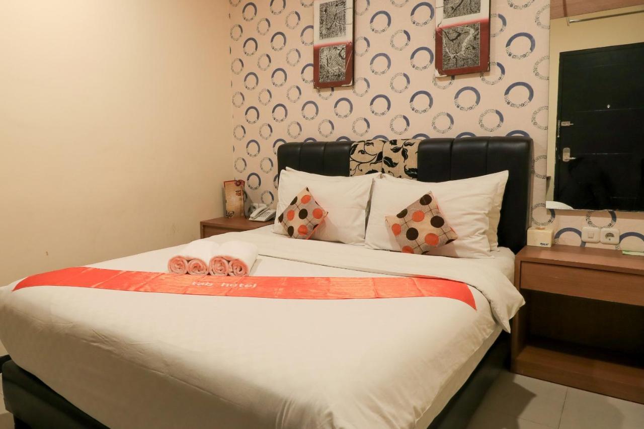 Tab Hotel Surabaya Luaran gambar