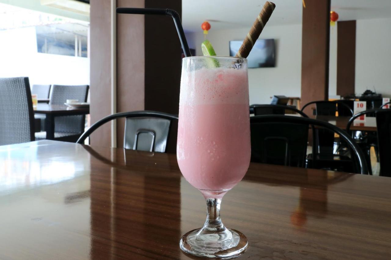 Tab Hotel Surabaya Luaran gambar