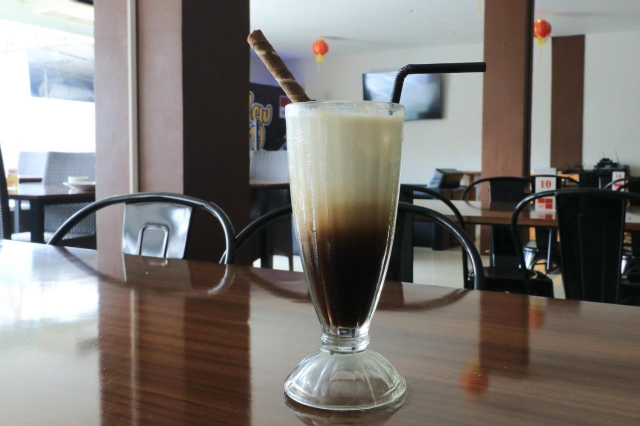 Tab Hotel Surabaya Luaran gambar