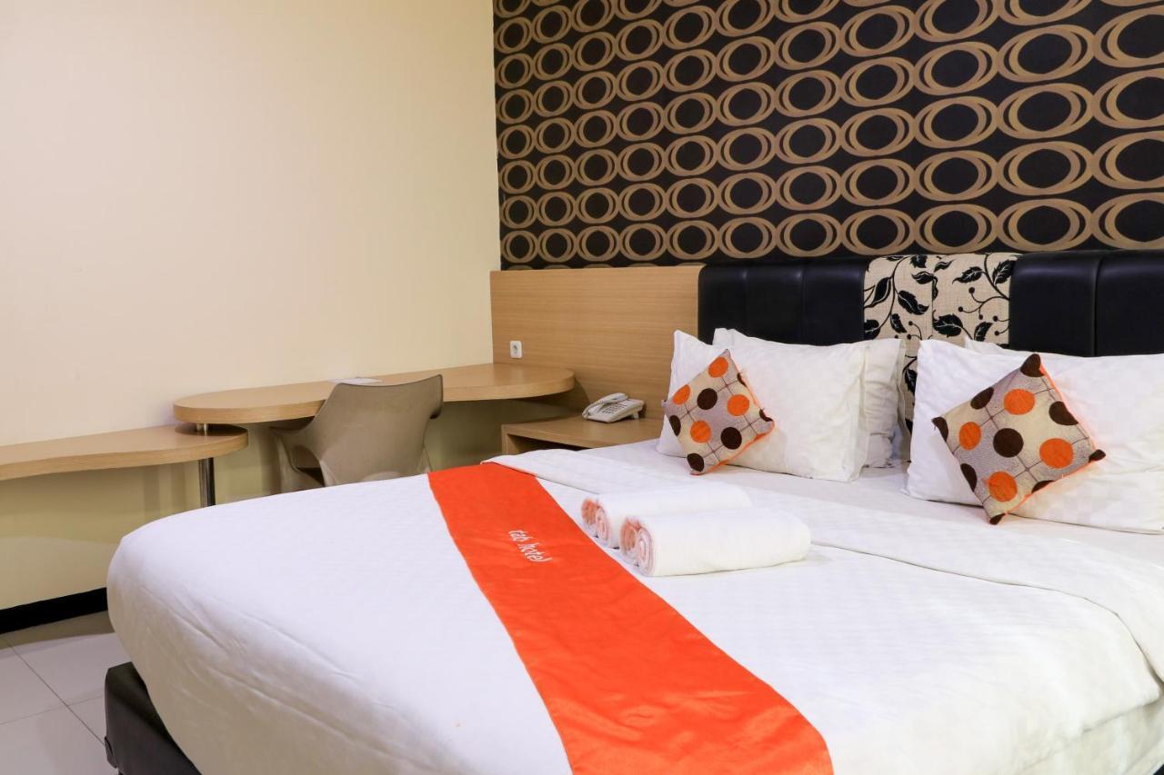 Tab Hotel Surabaya Luaran gambar