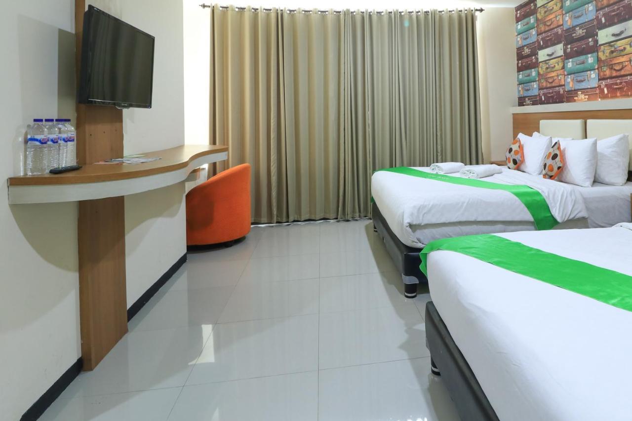 Tab Hotel Surabaya Luaran gambar