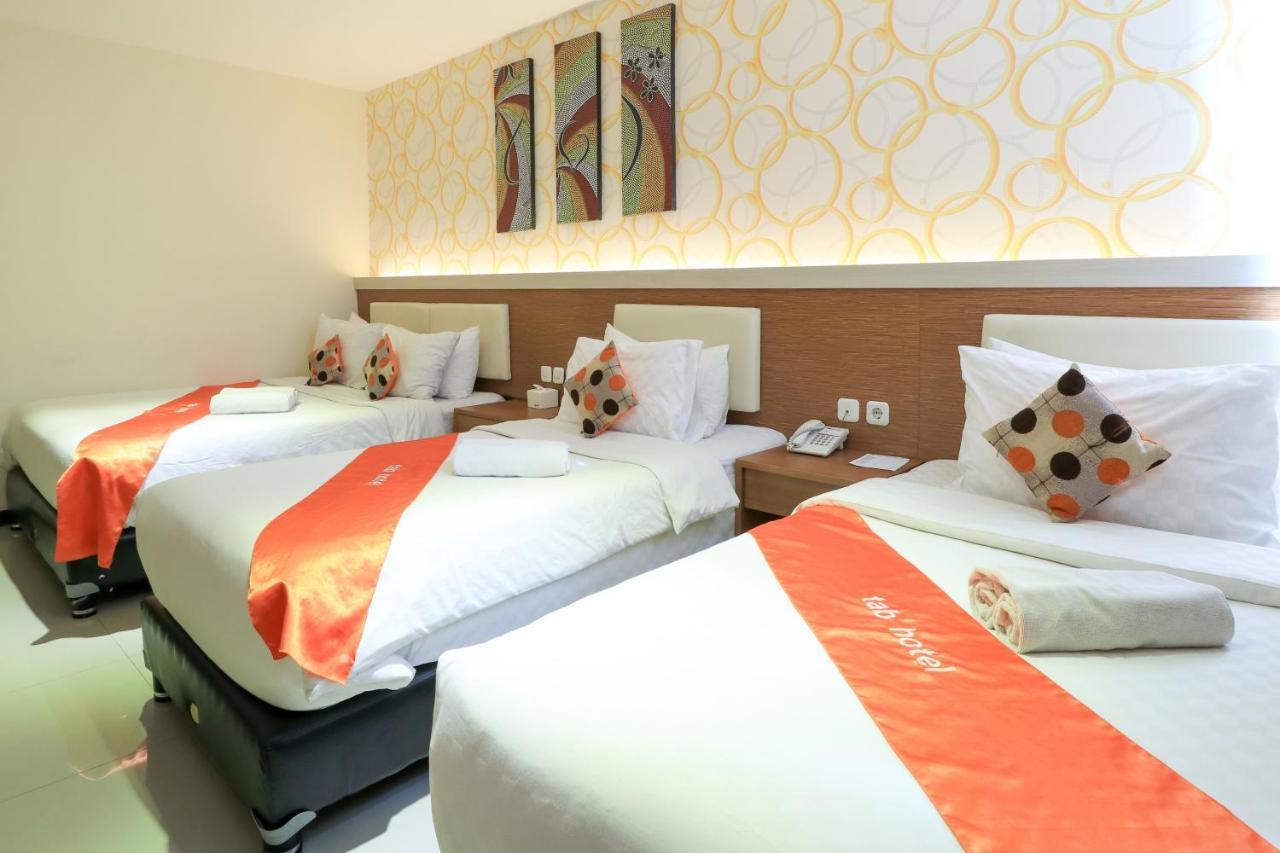 Tab Hotel Surabaya Luaran gambar