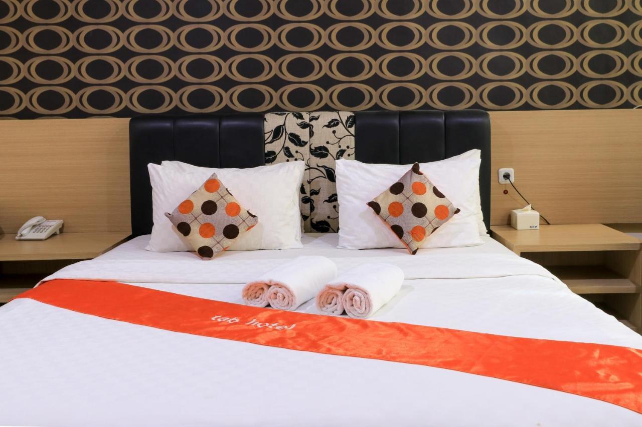 Tab Hotel Surabaya Luaran gambar