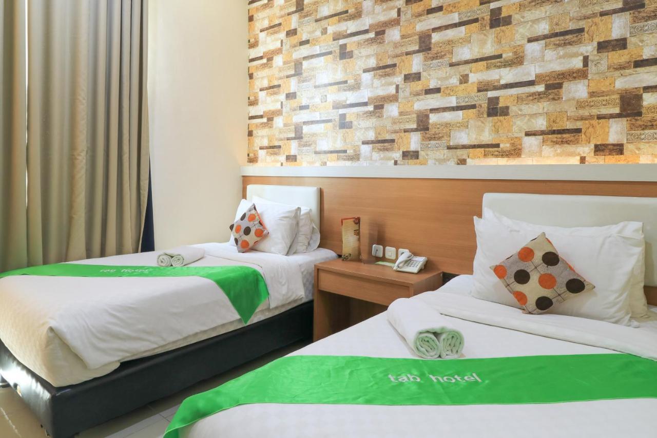 Tab Hotel Surabaya Luaran gambar
