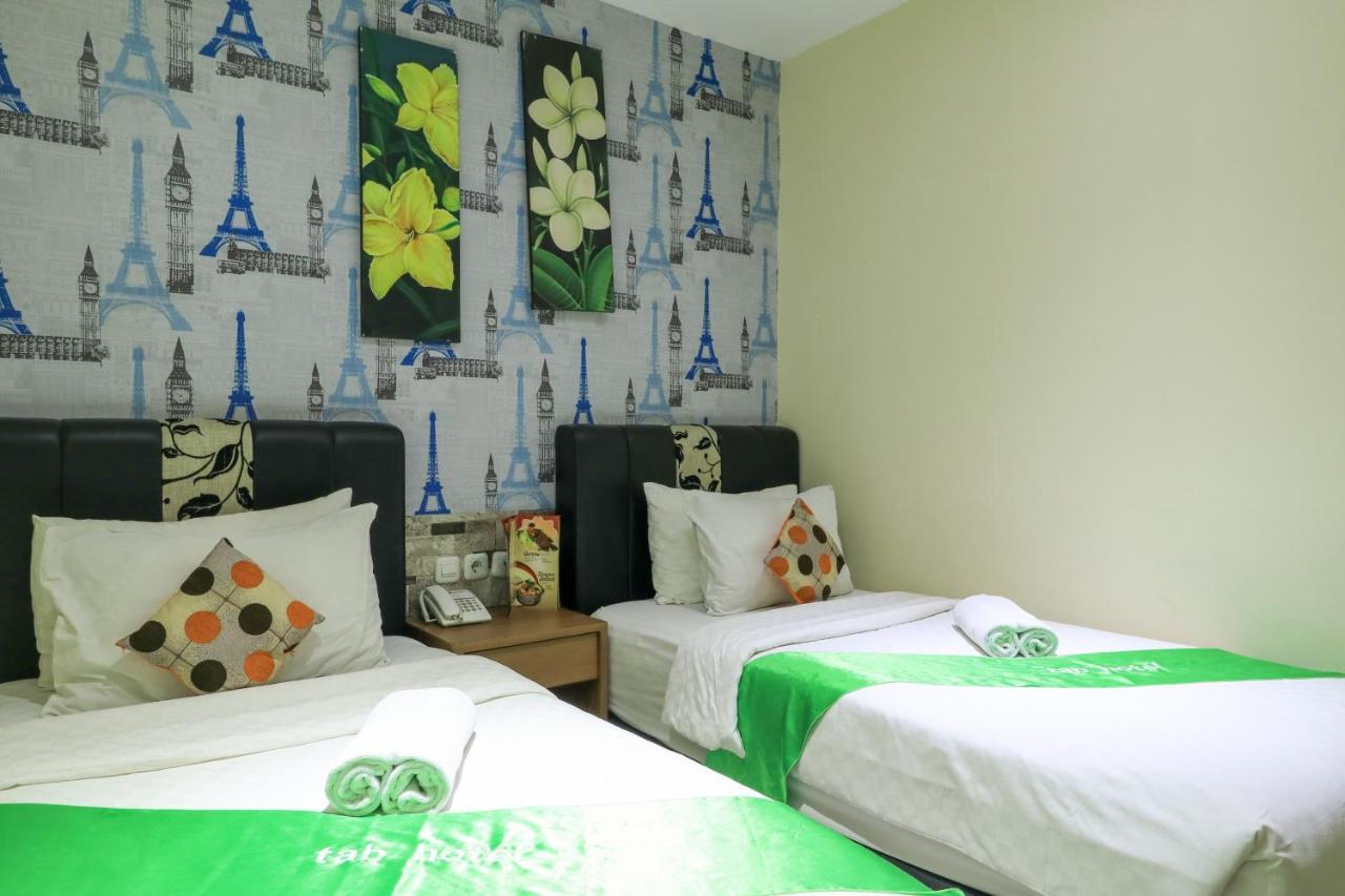 Tab Hotel Surabaya Luaran gambar