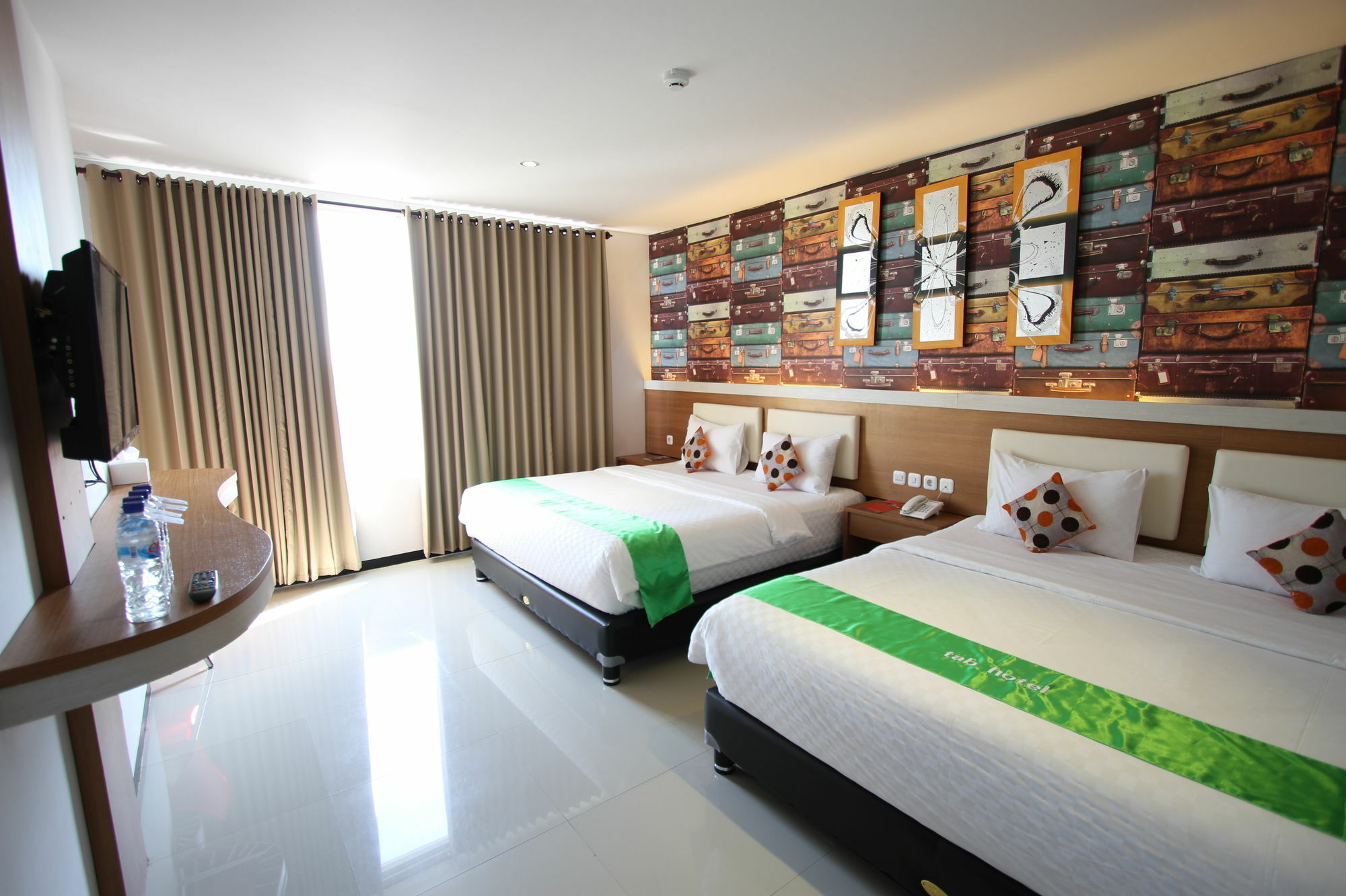 Tab Hotel Surabaya Luaran gambar