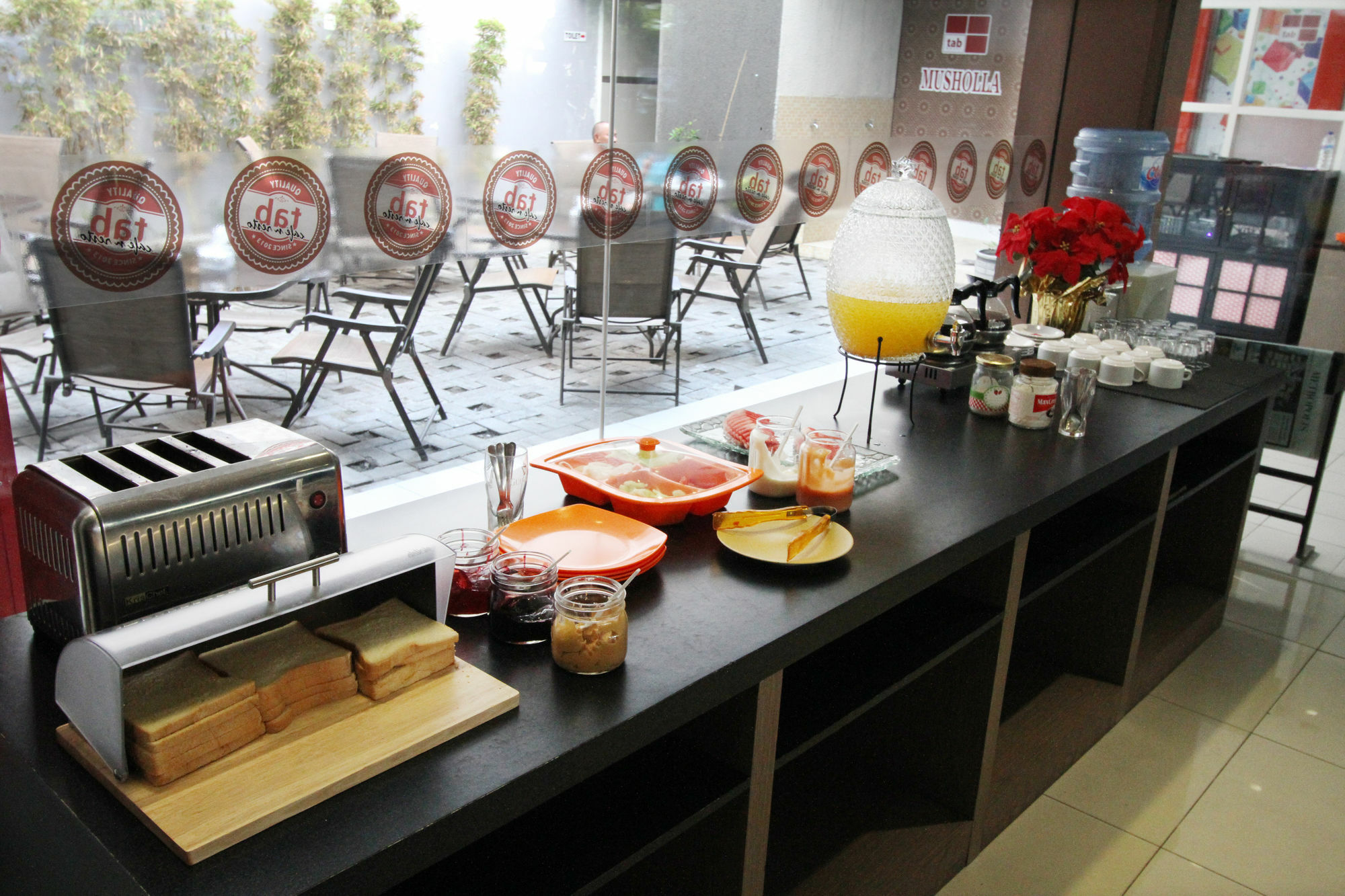 Tab Hotel Surabaya Luaran gambar